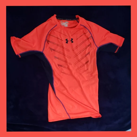 Under Armour Youth Medium Compression short sleeve shirt **like new**